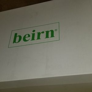 Beirn doctor purse with strap